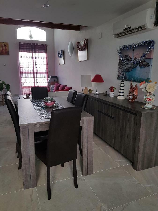 Maison De Vacances A Empuriabrava "Oasis" Βίλα Εξωτερικό φωτογραφία
